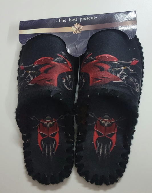 Весели пантофи - Червен мотор