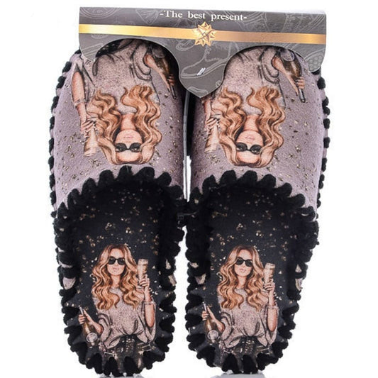 Весели пантофи - Жена с шампанско