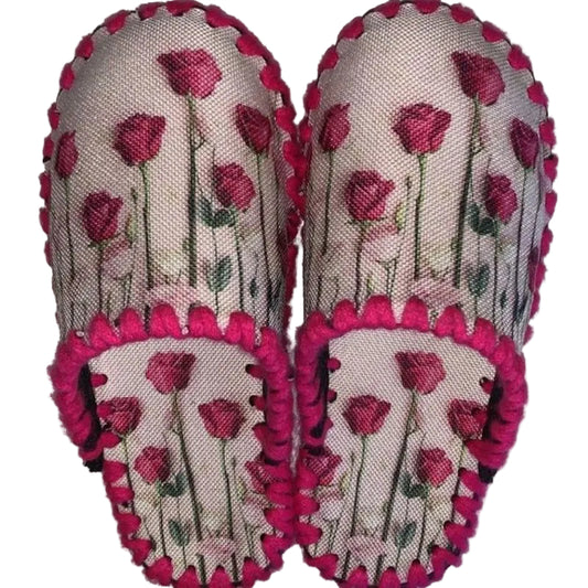 Весели пантофи - Рози