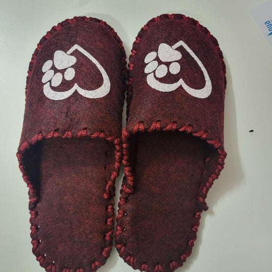 Весели пантофи - Лапичка любов